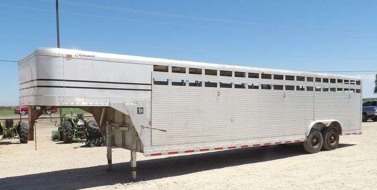 R-1310 1997 Charmac 30' Stock Trailer