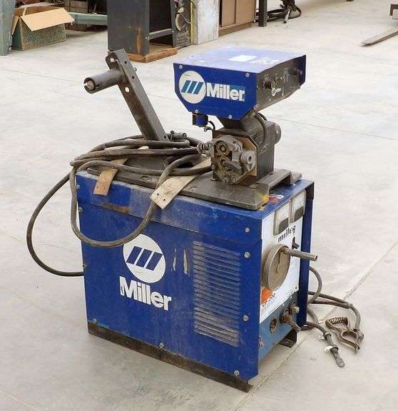 R-1362 Miller Welder & Wire Feed