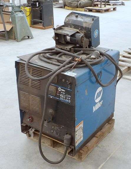 R-1365 Miller Welder & Wire Feeder