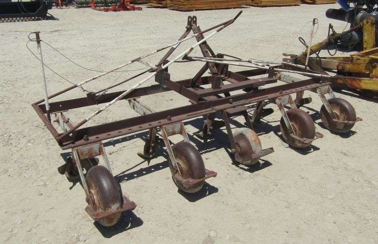 R-1288 5 Row Valley Mound Corrugator