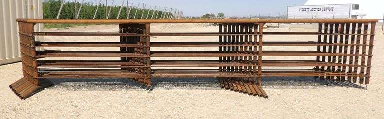 U-373 Heavy Duty 24' Freestanding Panels