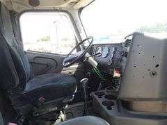 R-1350 2001 International Truck