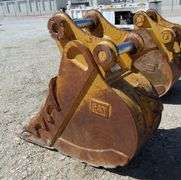 U-211 CAT Excavator Bucket