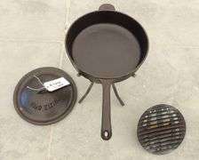 R-1258 Potjie Dutch Oven W/ Stand