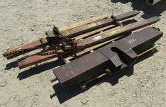 R-1289 Bucket Forks & RV Hitch