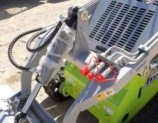 U-101 LandHero Mini Skid Steer Loader