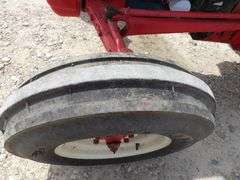 R-1492 Ford 801 Powermaster Tractor