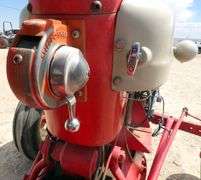 R-1492 Ford 801 Powermaster Tractor