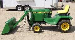 R-1426 John Deere 332 Lawn Tractor