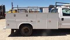 R-1566 2008 Ford F350 Service Pickup
