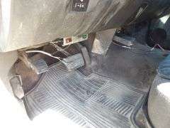 R-1568 2013 Chevy 2500 Flatbed Pickup