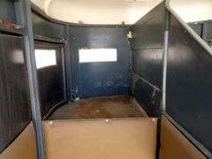 R-1460 1981 Circle J Western 2 Horse Trailer