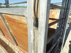 R-1435 Roping Chute