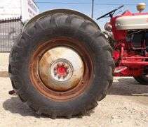 R-1492 Ford 801 Powermaster Tractor
