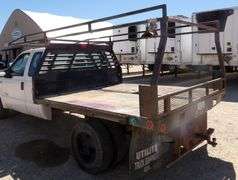 R-1537 2007 Ford F350 Flatbed Pickup