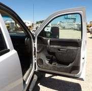 R-1568 2013 Chevy 2500 Flatbed Pickup