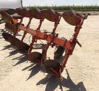 R-1394 Massey Ferguson 5 Bottom Plow
