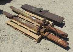 R-1289 Bucket Forks & RV Hitch