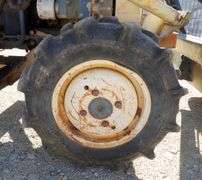R-1522  Satoh Beaver Tractor with Loader