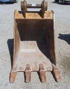 U-212 CAT Excavator Bucket