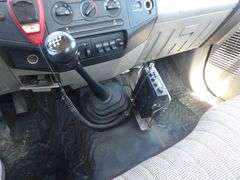 R-1566 2008 Ford F350 Service Pickup