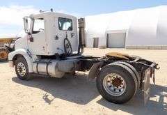 R-1350 2001 International Truck