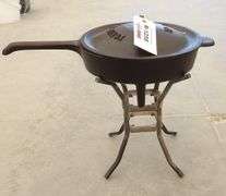 R-1258 Potjie Dutch Oven W/ Stand
