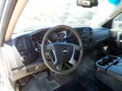 R-1568 2013 Chevy 2500 Flatbed Pickup