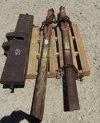 R-1289 Bucket Forks & RV Hitch