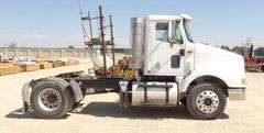 R-1350 2001 International Truck