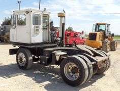 R-1351 1984 Ottawa Yard Truck