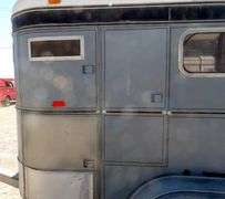 R-1460 1981 Circle J Western 2 Horse Trailer