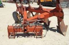R-1394 Massey Ferguson 5 Bottom Plow