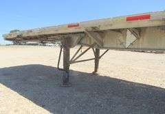 R-1432 1974 Raven Flatbed Trailer