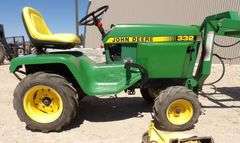 R-1426 John Deere 332 Lawn Tractor