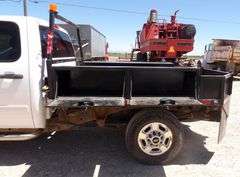 R-1568 2013 Chevy 2500 Flatbed Pickup