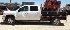 R-1568 2013 Chevy 2500 Flatbed Pickup