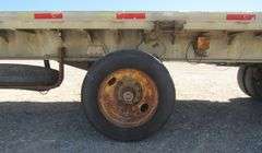 R-1432 1974 Raven Flatbed Trailer