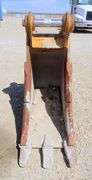 U-211 CAT Excavator Bucket