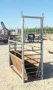 R-1435 Roping Chute