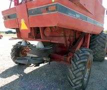 R-1498 Case International 1660 Combine