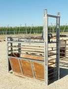 R-1435 Roping Chute