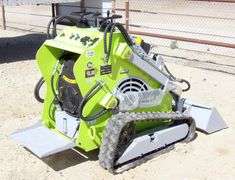 U-102 LandHero Mini Skid Steer Loader