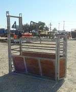 R-1435 Roping Chute