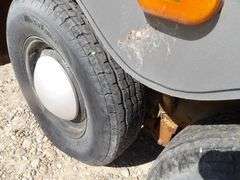 R-1460 1981 Circle J Western 2 Horse Trailer