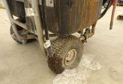 R-1447  Graco Reactor Spray Foam Machine