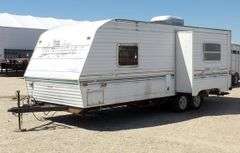 R-1284 2000 Fleetwood Wilderness Camp Trailer