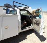 R-1566 2008 Ford F350 Service Pickup