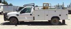 R-1566 2008 Ford F350 Service Pickup