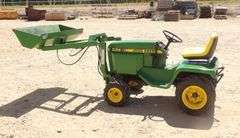 R-1426 John Deere 332 Lawn Tractor